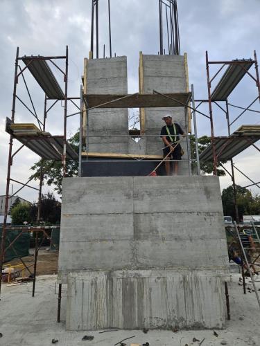 Construirea monumentului dedicat eroilor transmisioniști